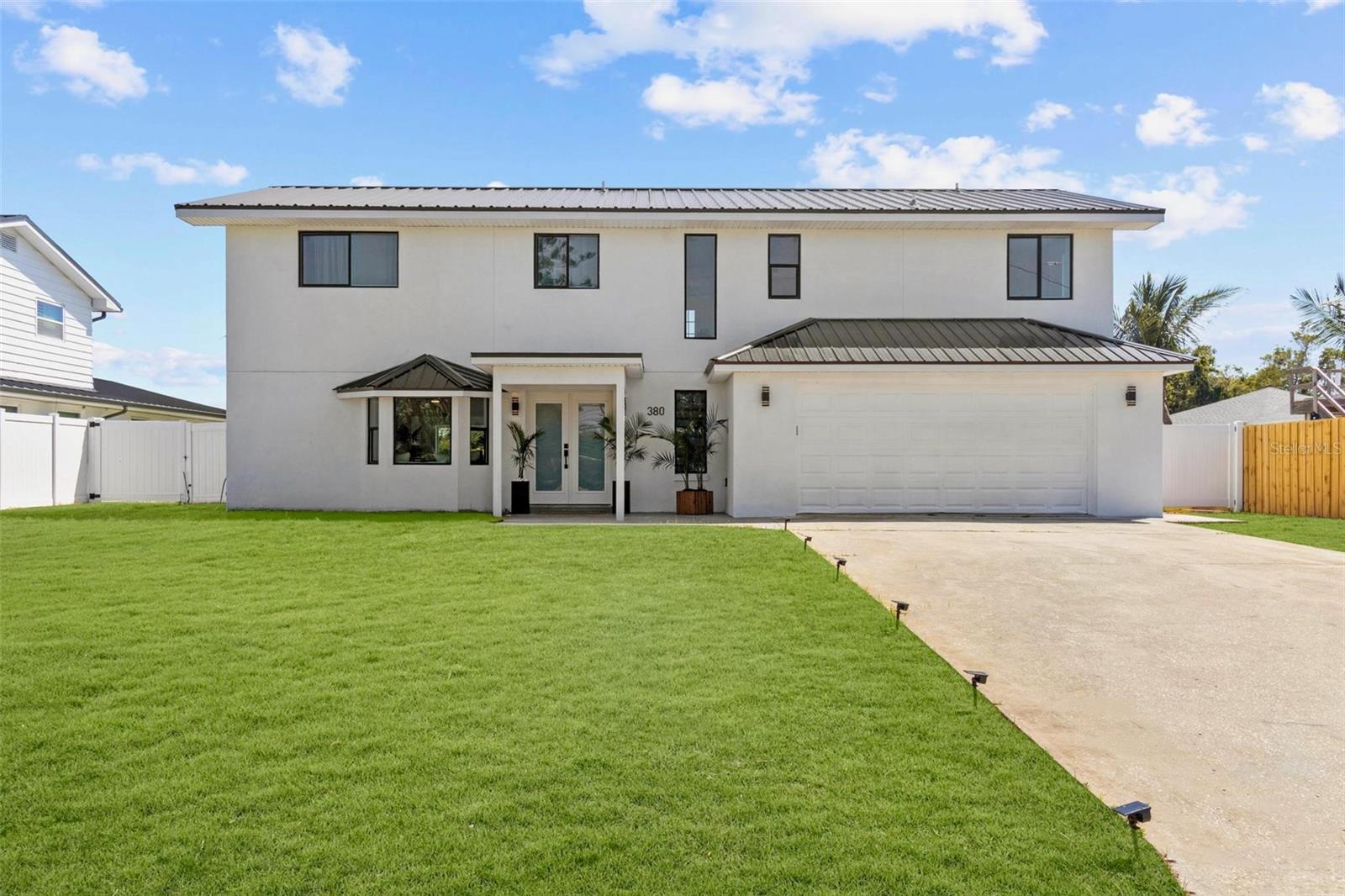 BAY COLONY ESTATES - Residential