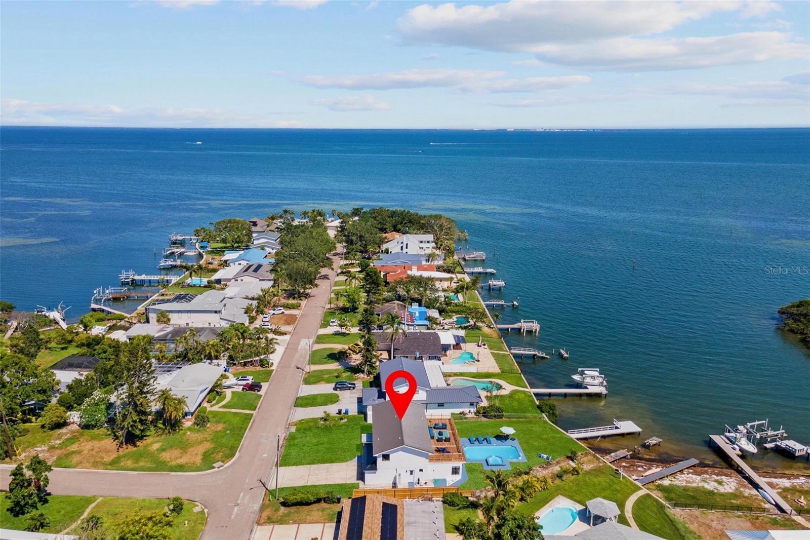 BAY COLONY ESTATES - Residential