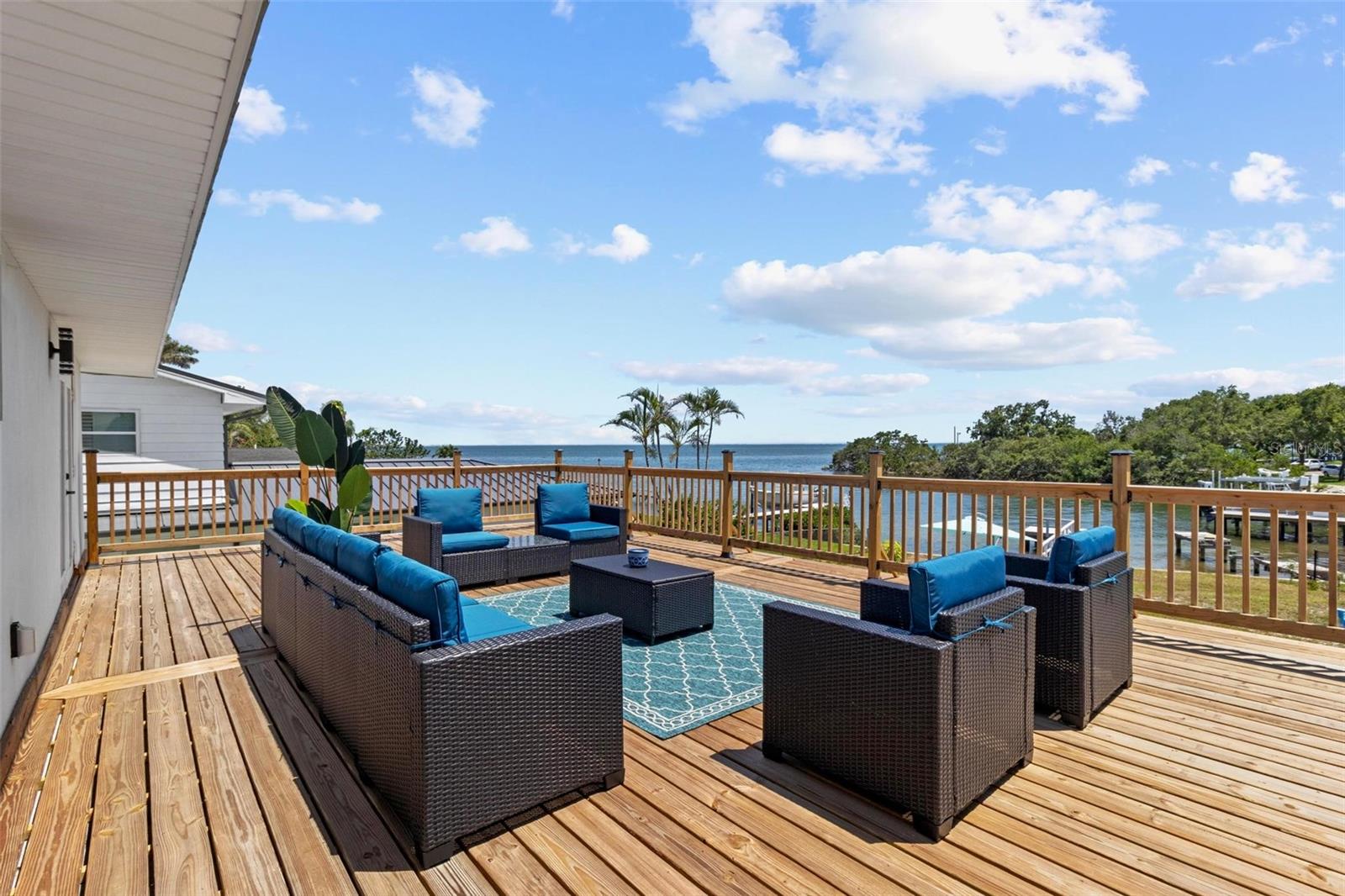 BAY COLONY ESTATES - Residential
