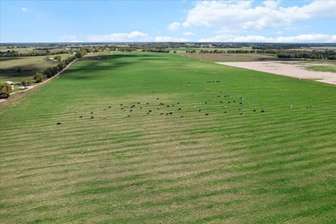 Tiny photo for 190 NW 225th Avenue, Dunnellon, FL 34431 (MLS # G5094195)