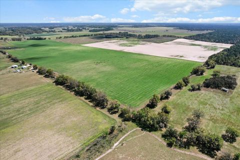 Tiny photo for 190 NW 225th Avenue, Dunnellon, FL 34431 (MLS # G5094195)