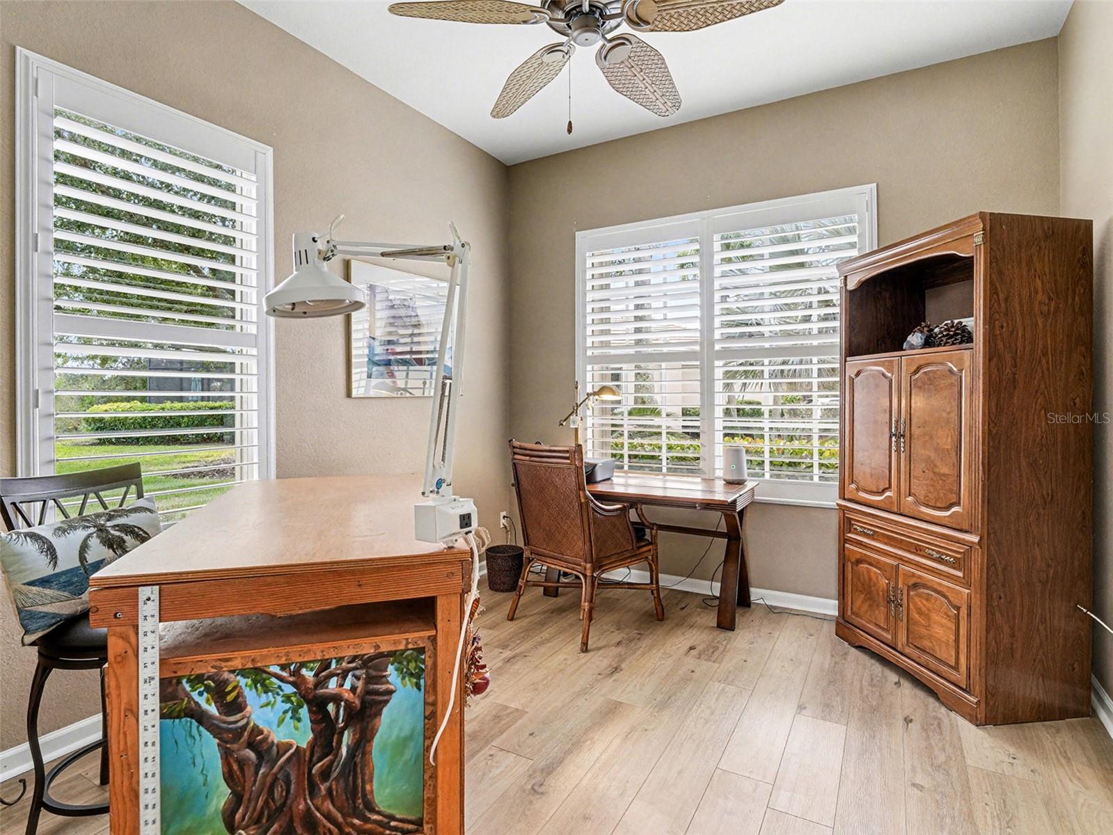 RIVERWOOD - Residential