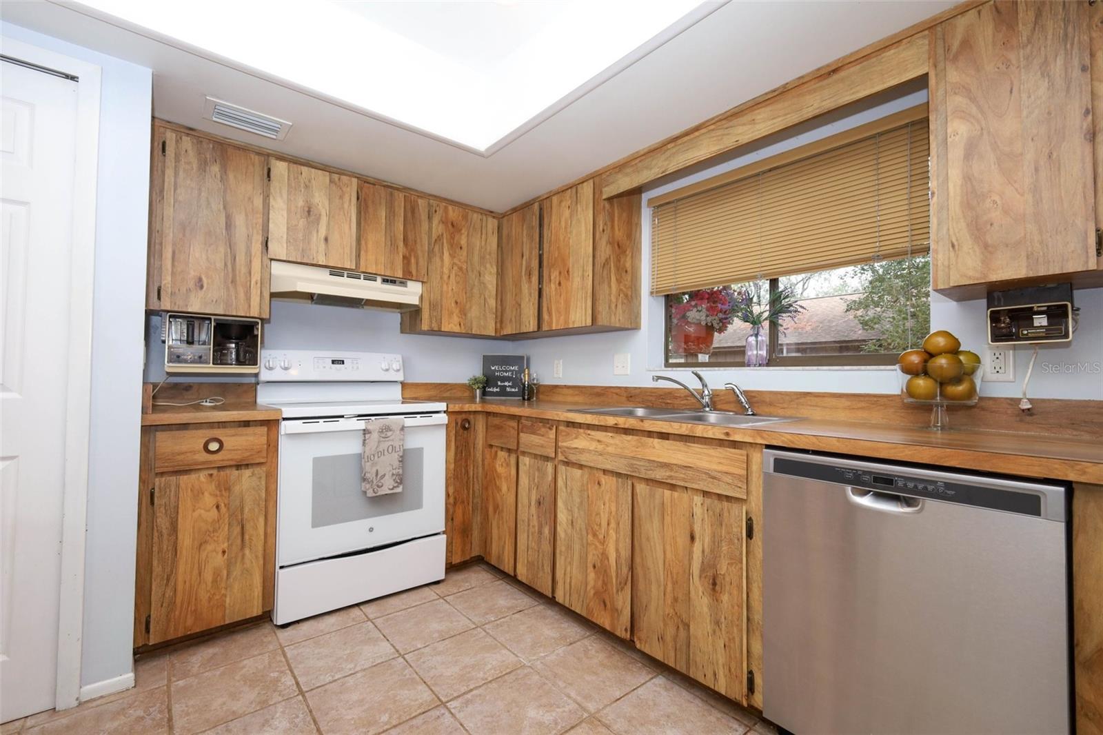 STERLING PARK UNIT 24 - Residential