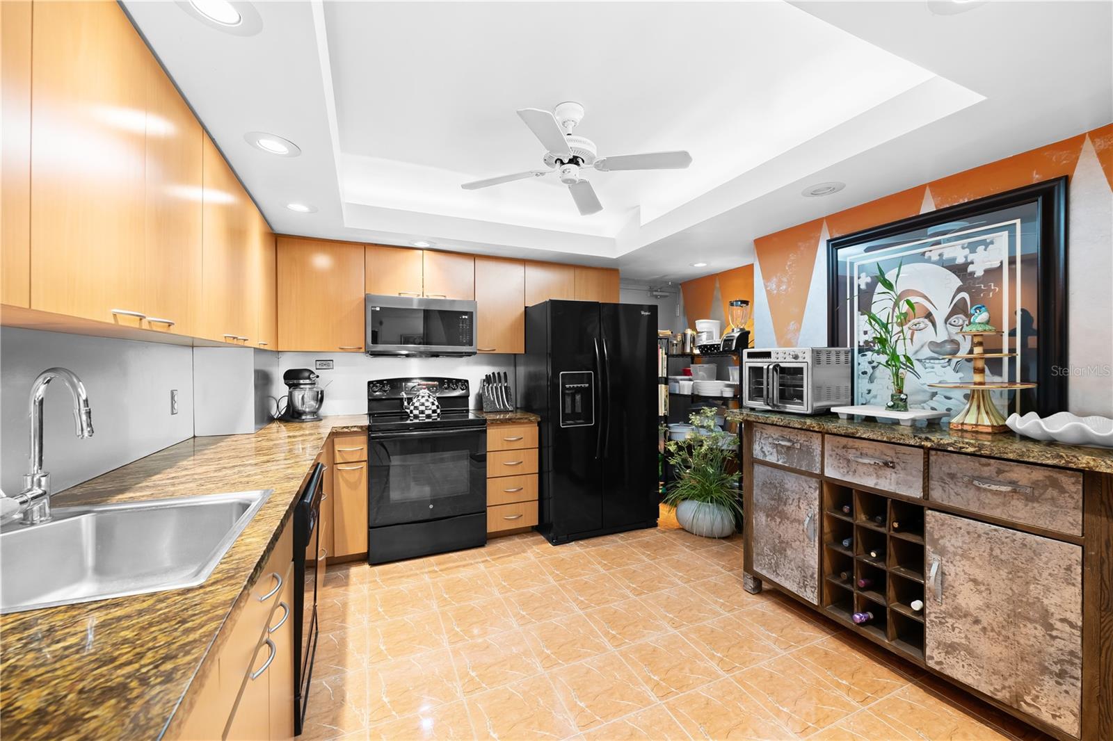 PLAYA DEL MAR CONDO - Residential