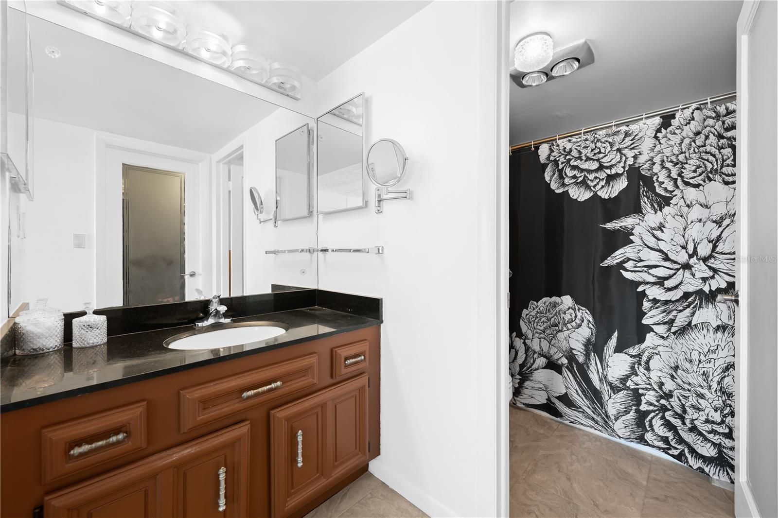 PLAYA DEL MAR CONDO - Residential