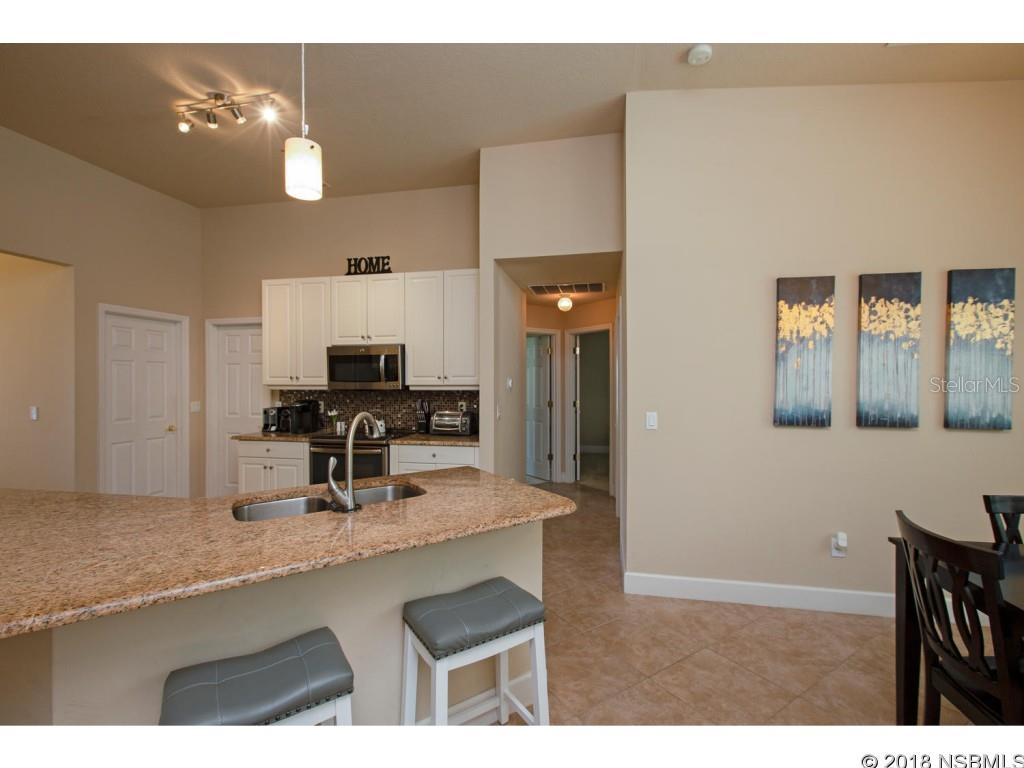 Breakaway Tr Ph 03 Unit 2B - Residential