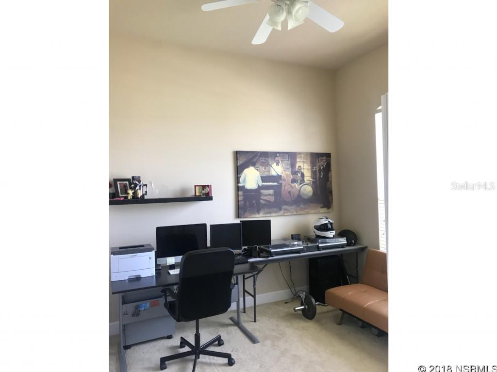 Breakaway Tr Ph 03 Unit 2B - Residential