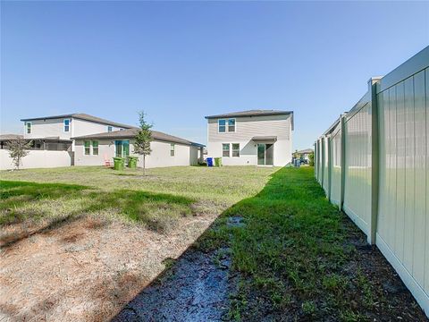 A home in WINTER HAVEN