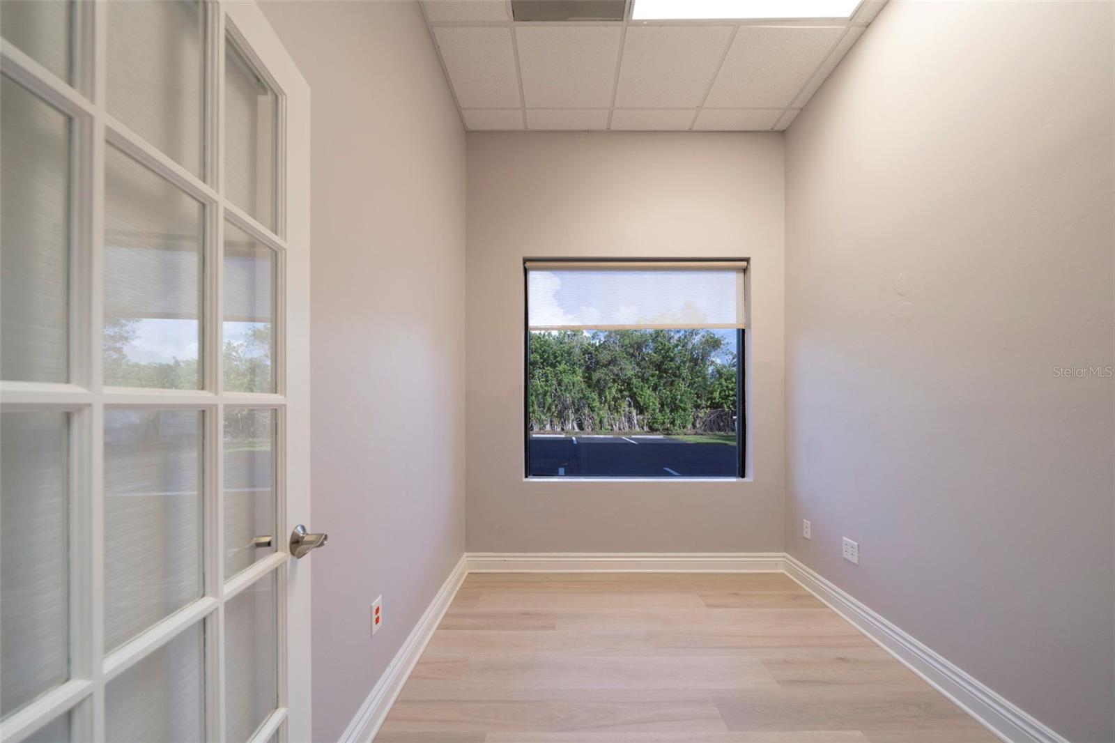 BONITA INDUST PARK ADD - Commercial Lease