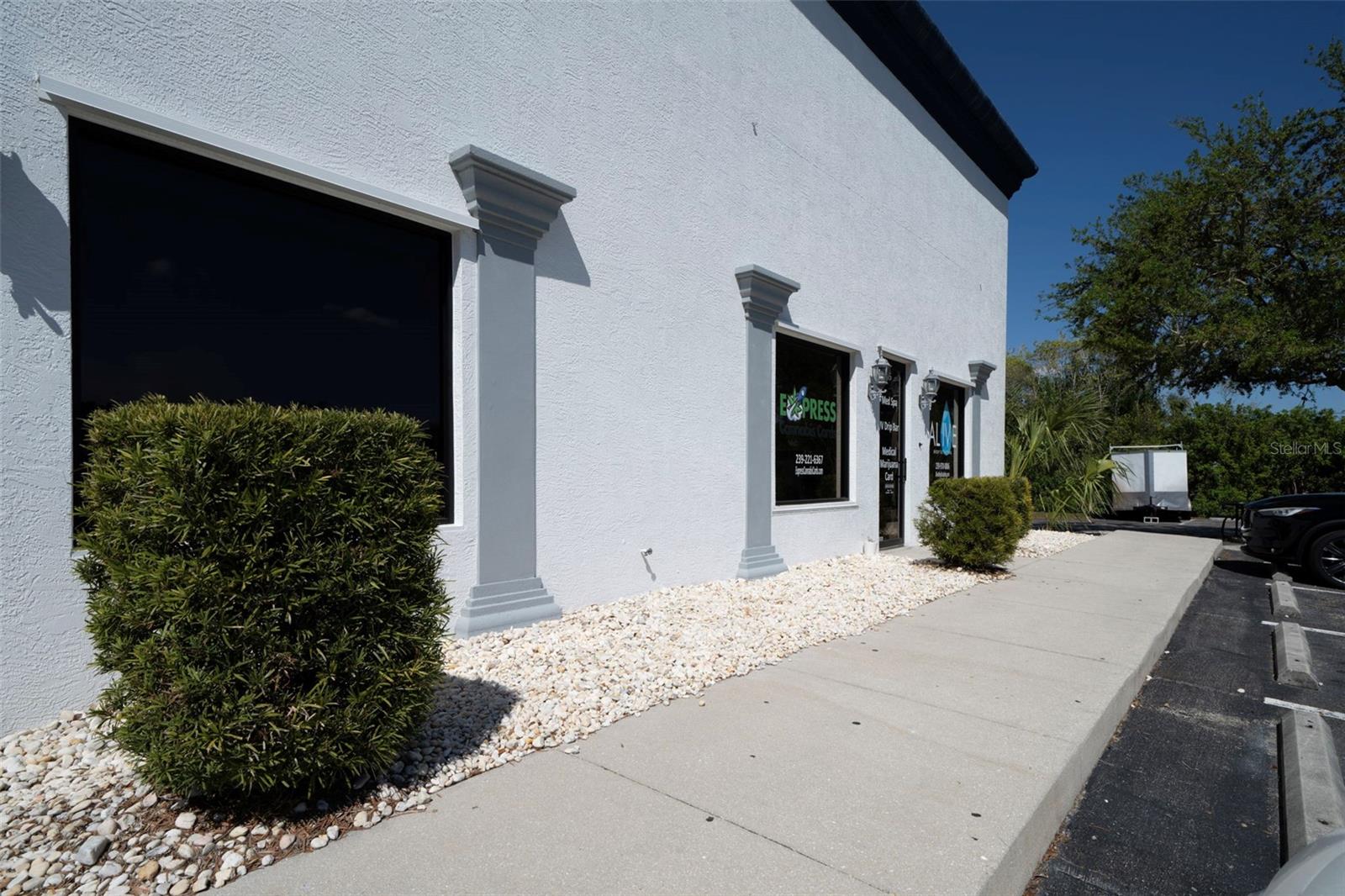 BONITA INDUST PARK ADD - Commercial Lease