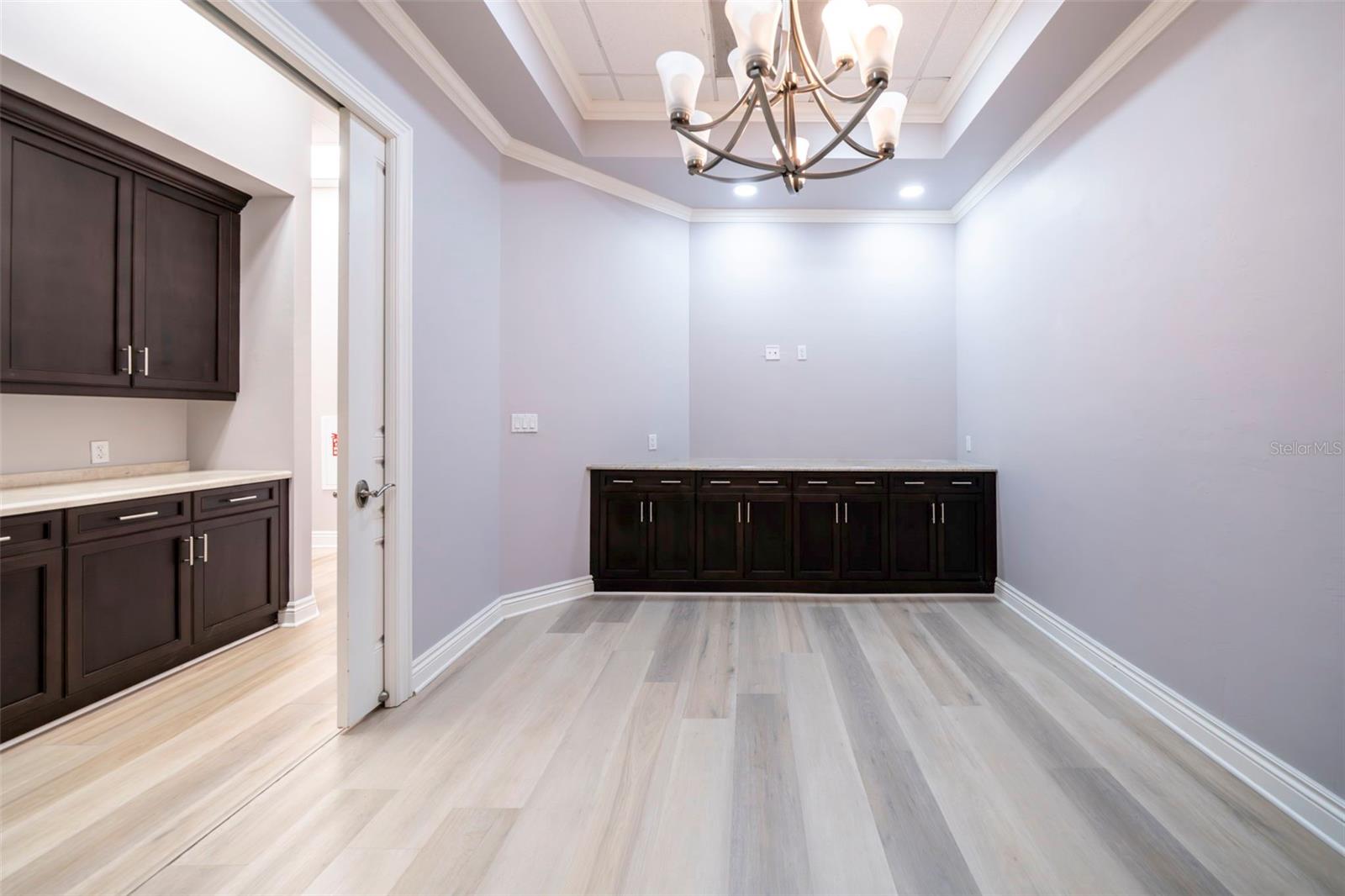 BONITA INDUST PARK ADD - Commercial Lease