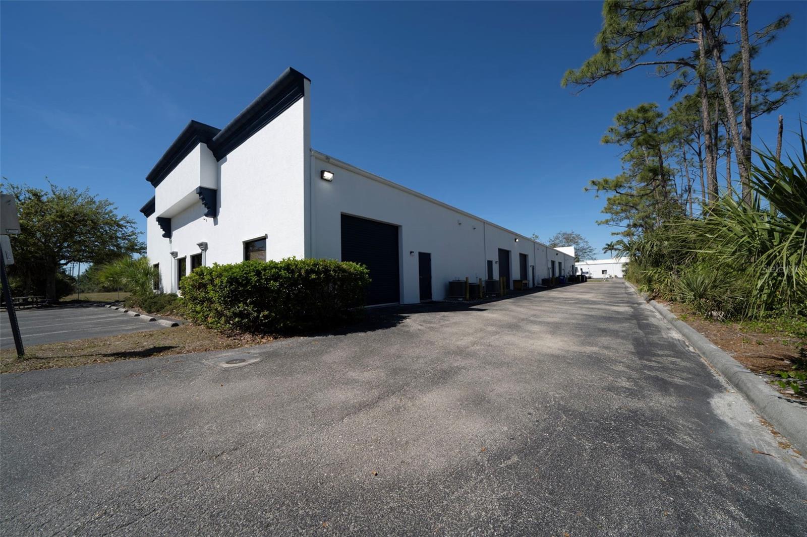 BONITA INDUST PARK ADD - Commercial Lease