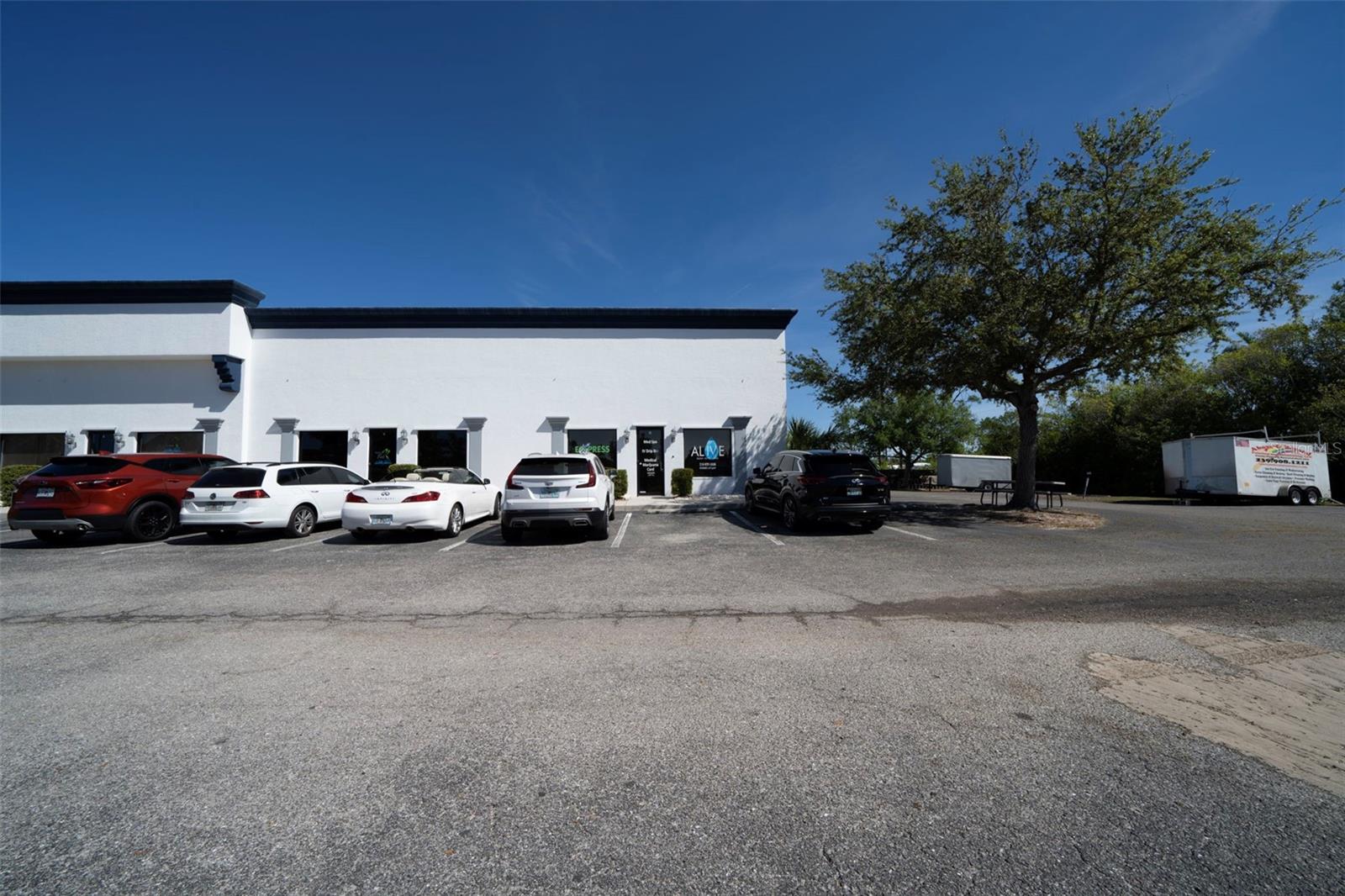 BONITA INDUST PARK ADD - Commercial Lease