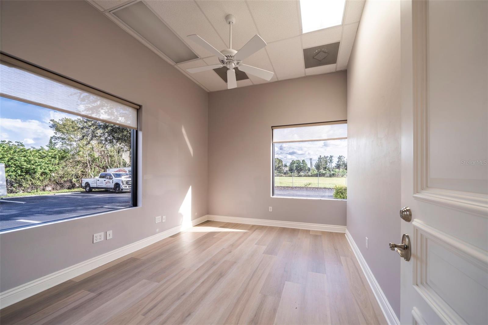 BONITA INDUST PARK ADD - Commercial Lease