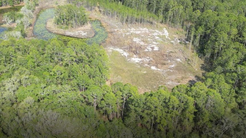 UNREC TRACTS IN 267-17S-19E - Land