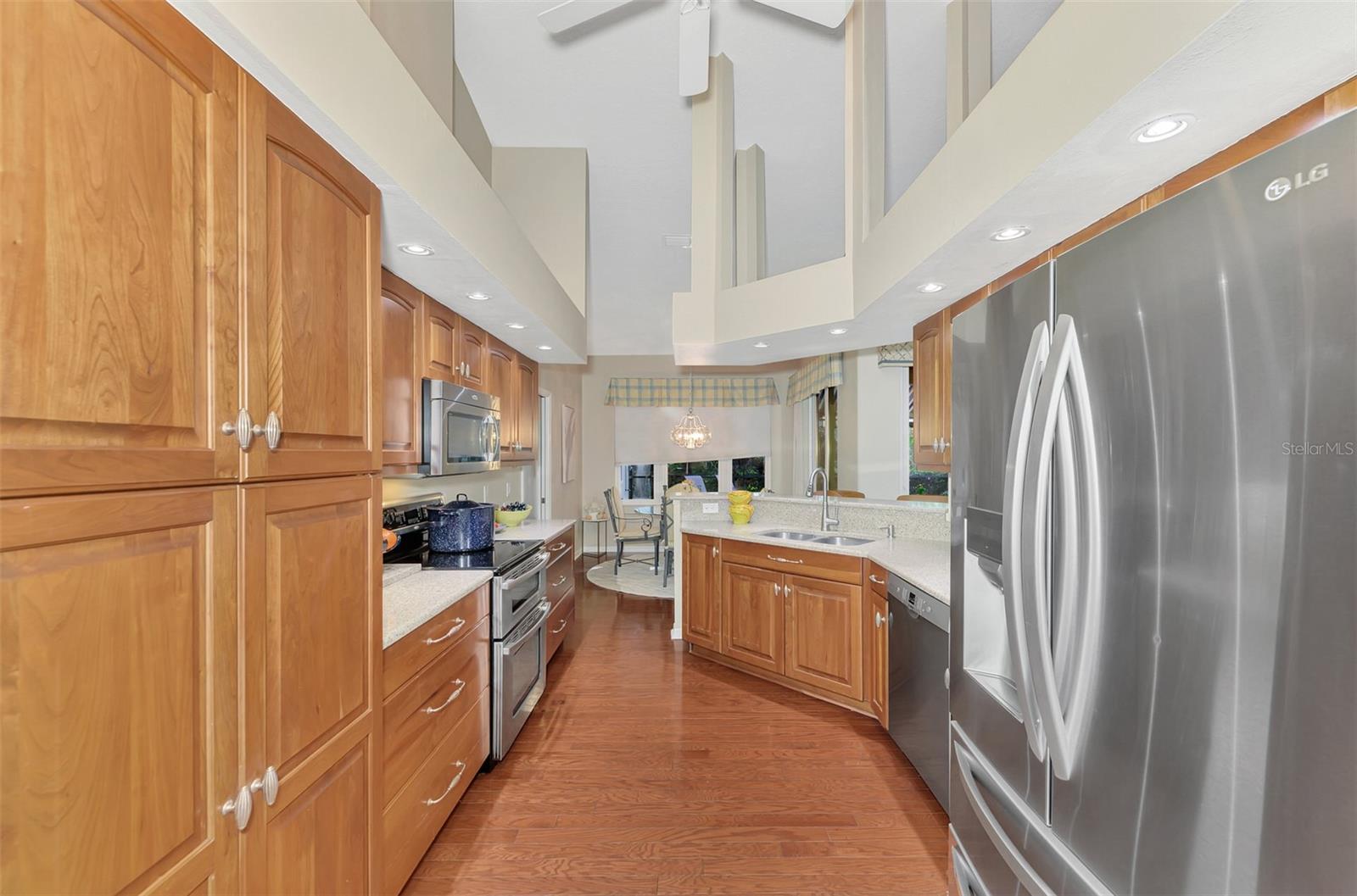 VENICE GOLF & COUNTRY CLUB - Residential