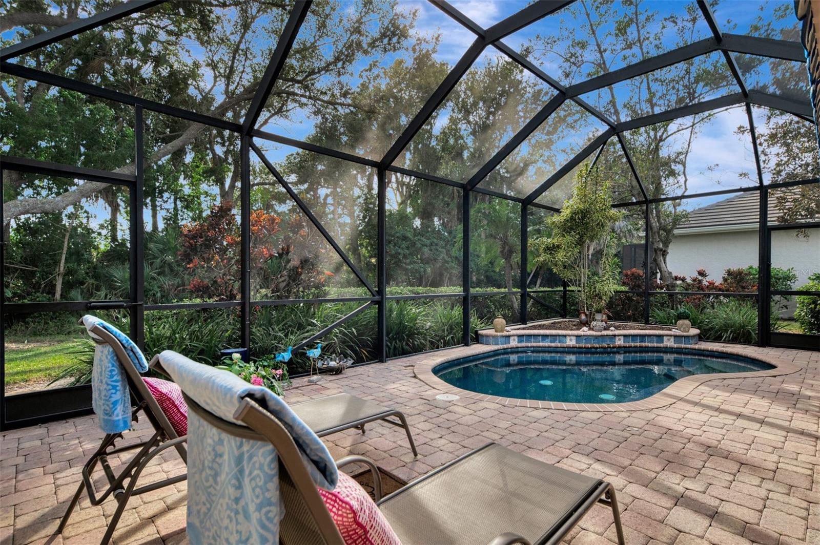 VENICE GOLF & COUNTRY CLUB - Residential