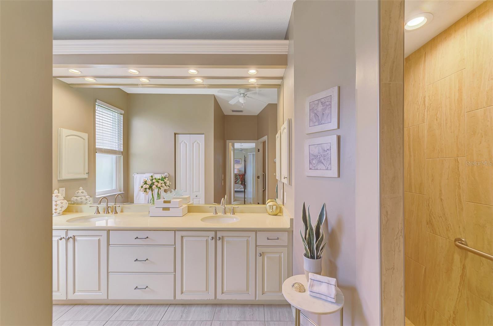 VENICE GOLF & COUNTRY CLUB - Residential