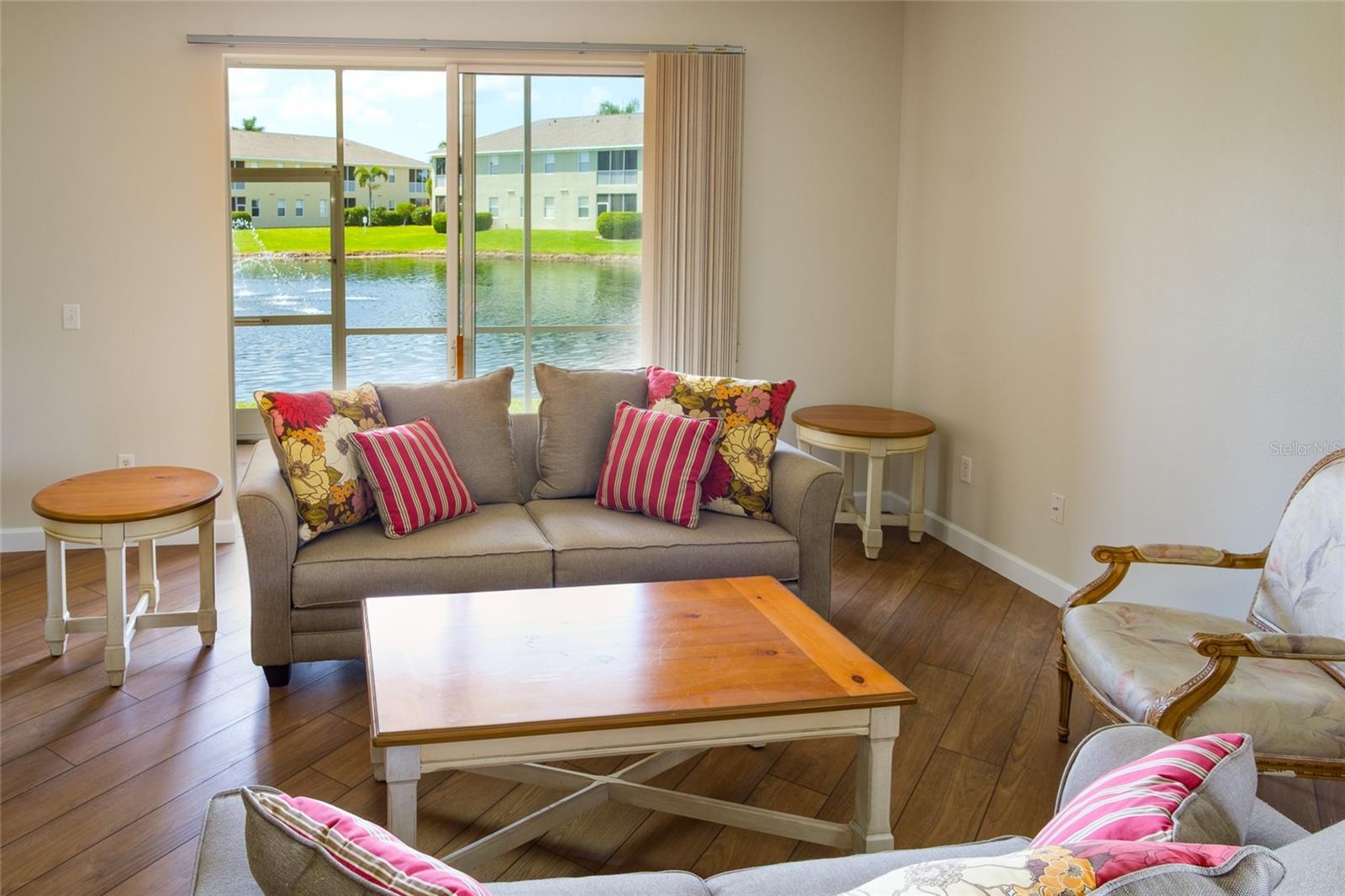 PALMER OAKS PH 1 & 2 - Residential