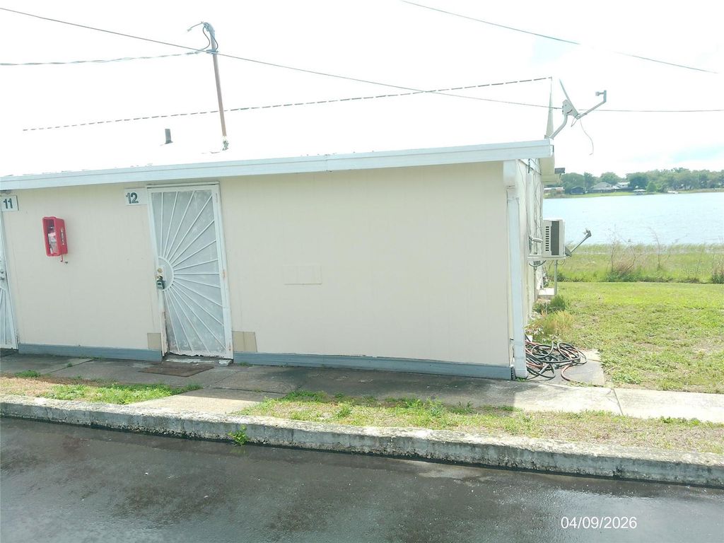 Photo of 1111 Cypress Gardens Boulevard SE #12, Winter Haven, FL 33880 (MLS # L4960990)