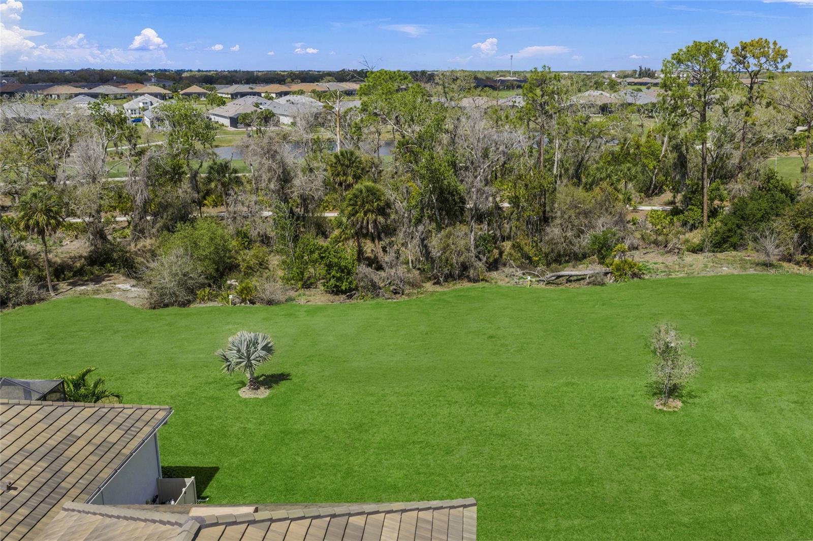 AZARIO ESPLANADE PH II SUBPH A, B & C - Residential