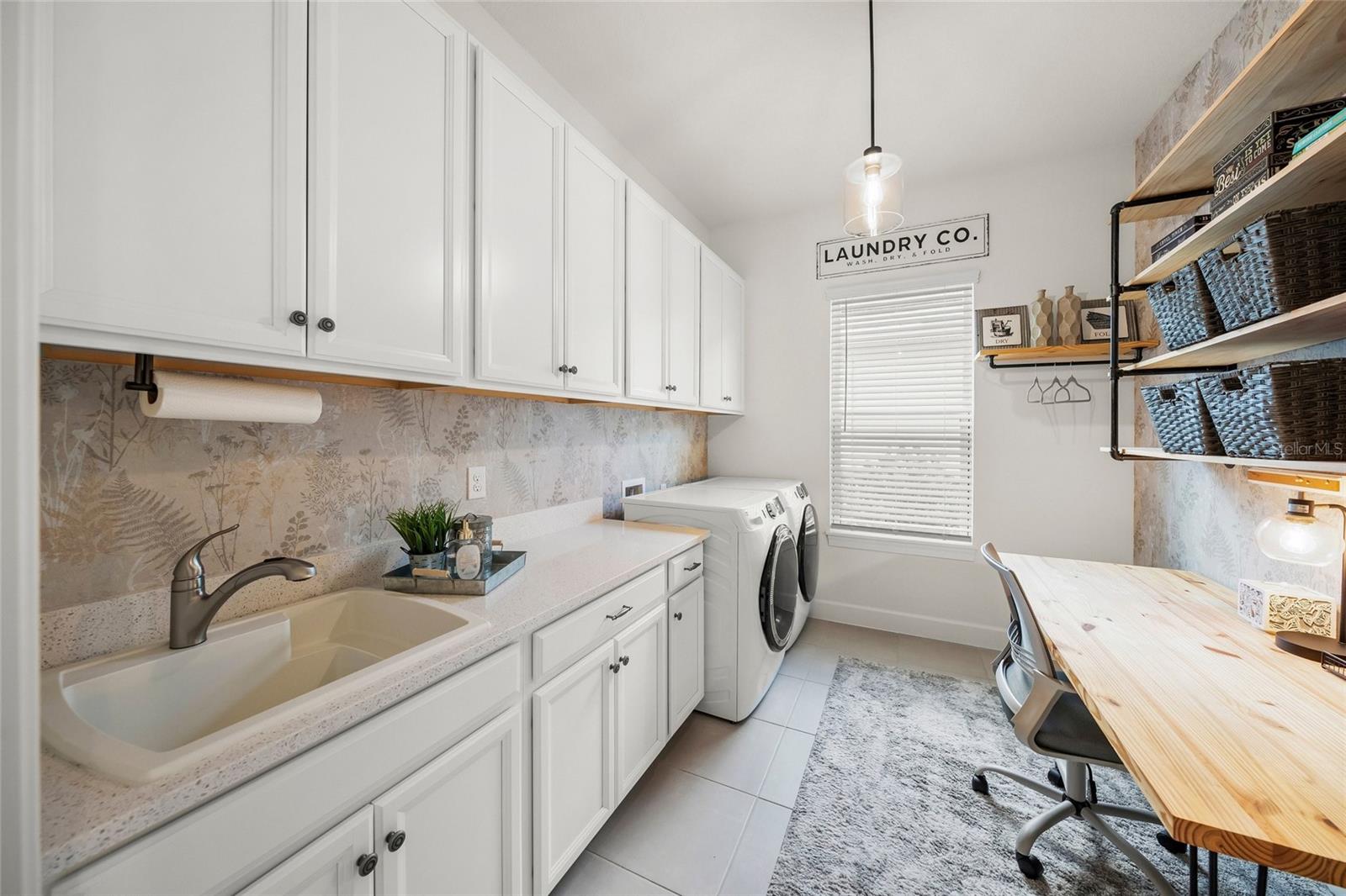 AZARIO ESPLANADE PH II SUBPH A, B & C - Residential