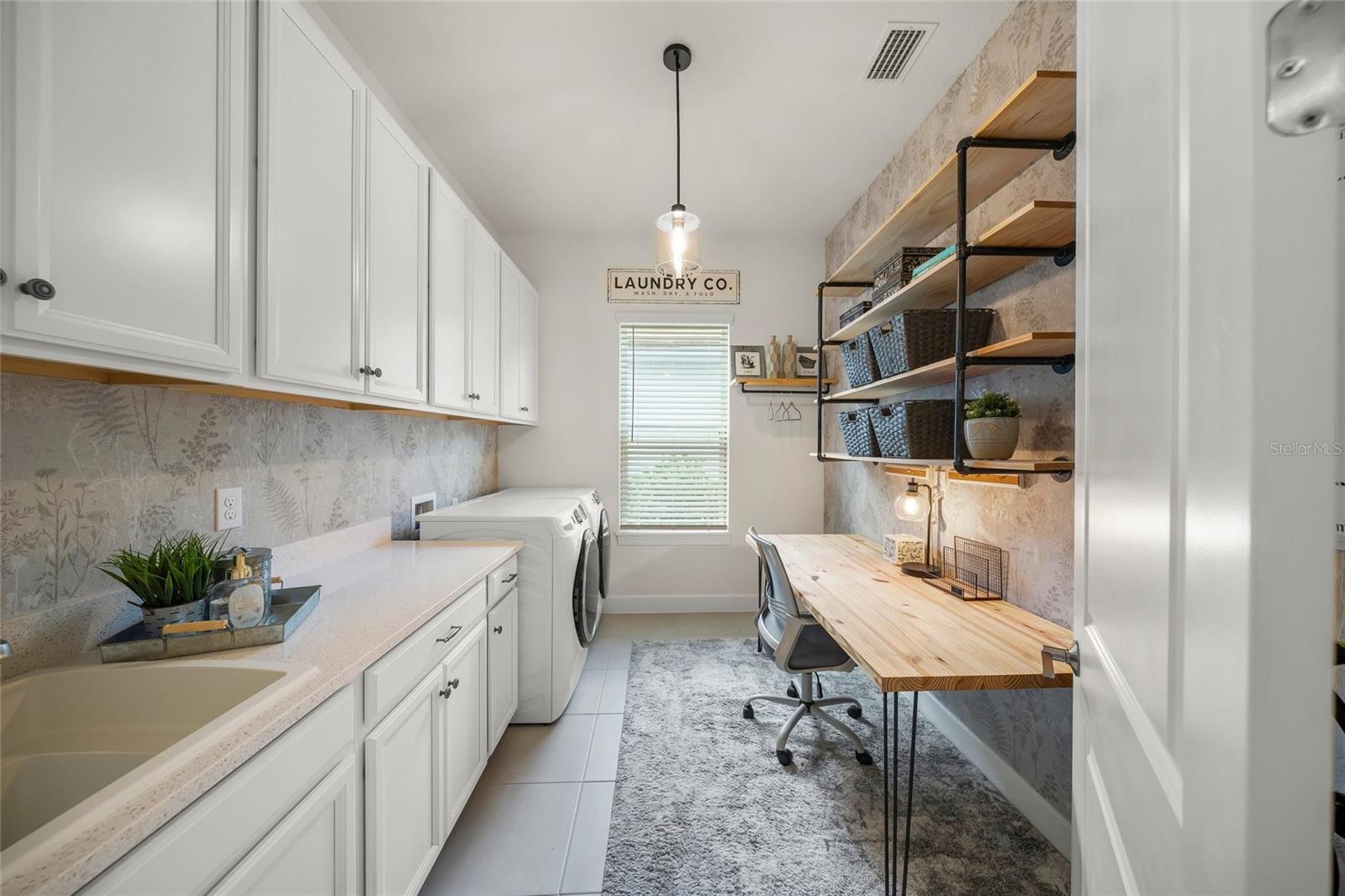 AZARIO ESPLANADE PH II SUBPH A, B & C - Residential