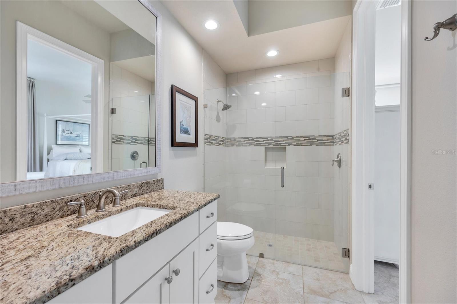 LAKE CLUB PH II - Residential