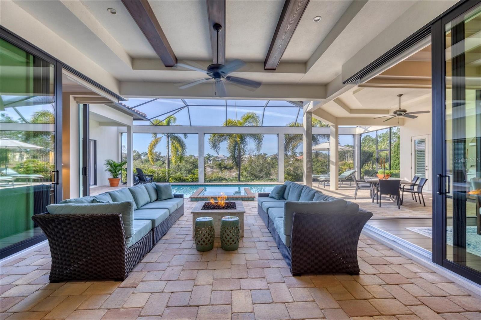 LAKE CLUB PH II - Residential