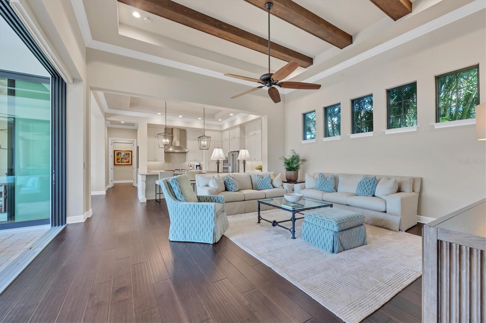 LAKE CLUB PH II - Residential