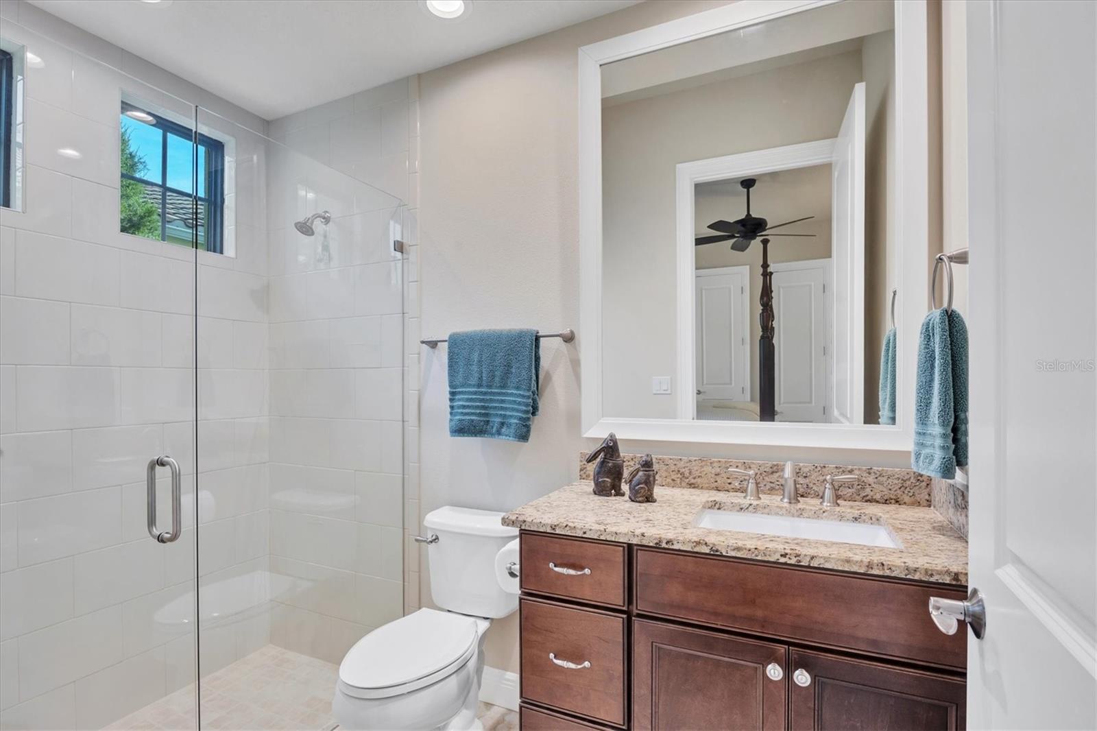 LAKE CLUB PH II - Residential