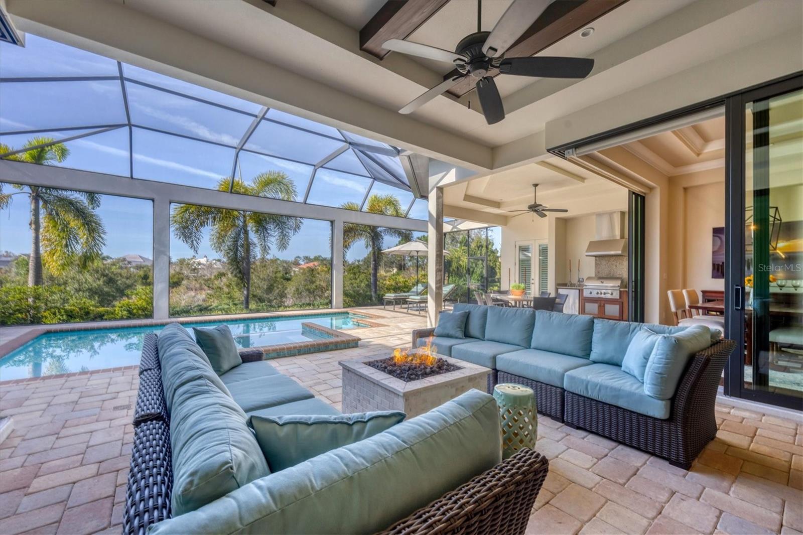 LAKE CLUB PH II - Residential