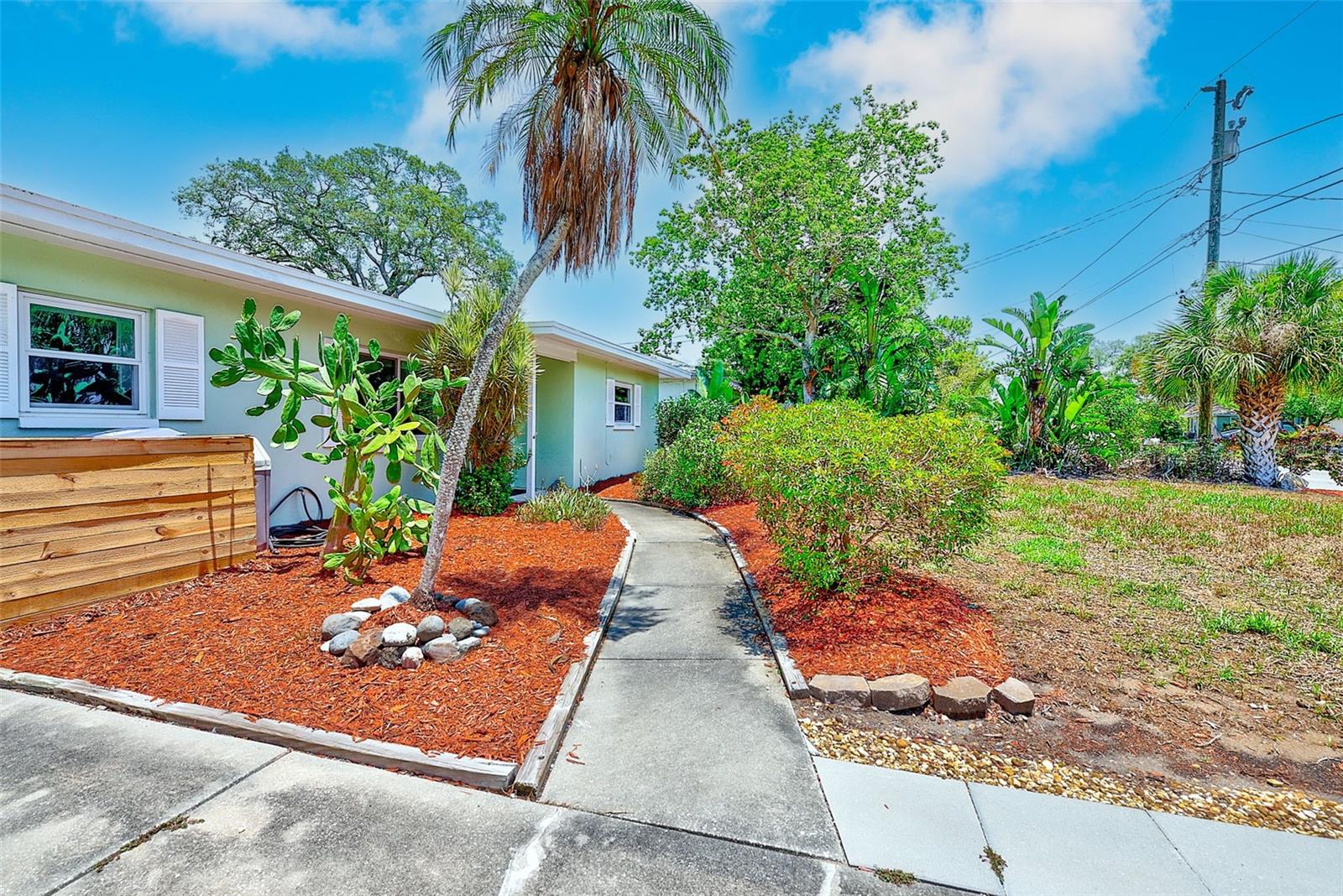 INDIAN OAKS - Residential