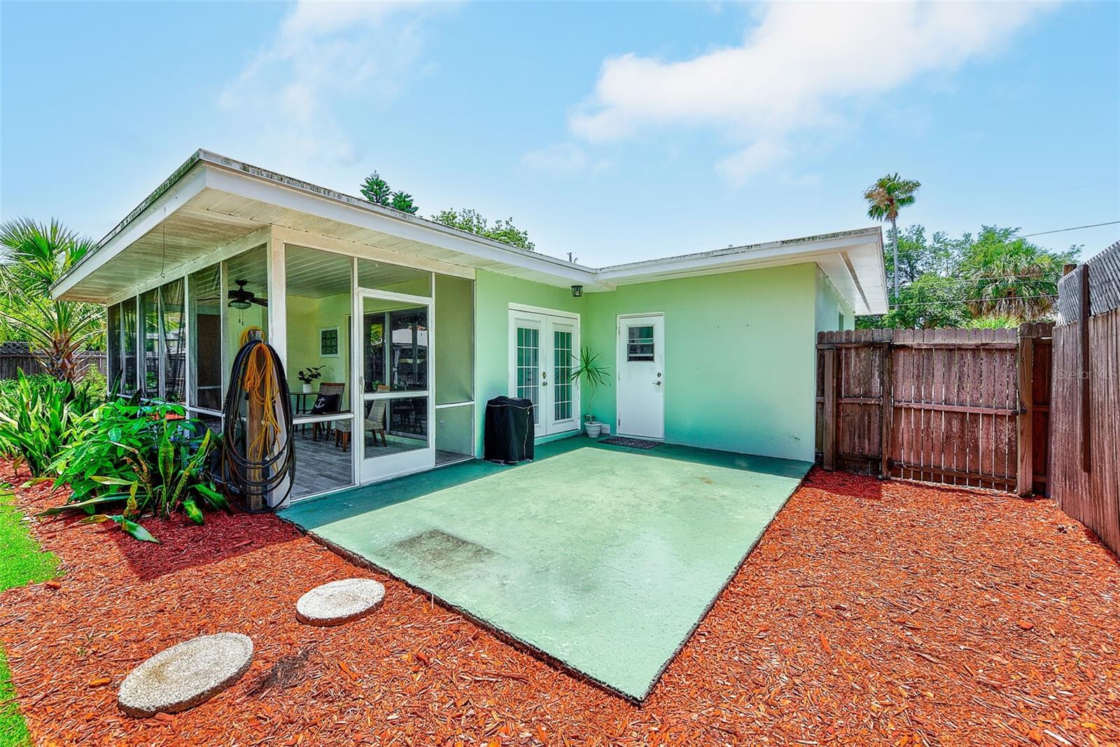 INDIAN OAKS - Residential