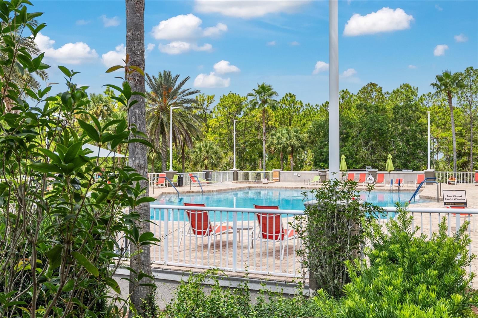 ON TOP/WORLD PH 01A SEC 02A - Residential