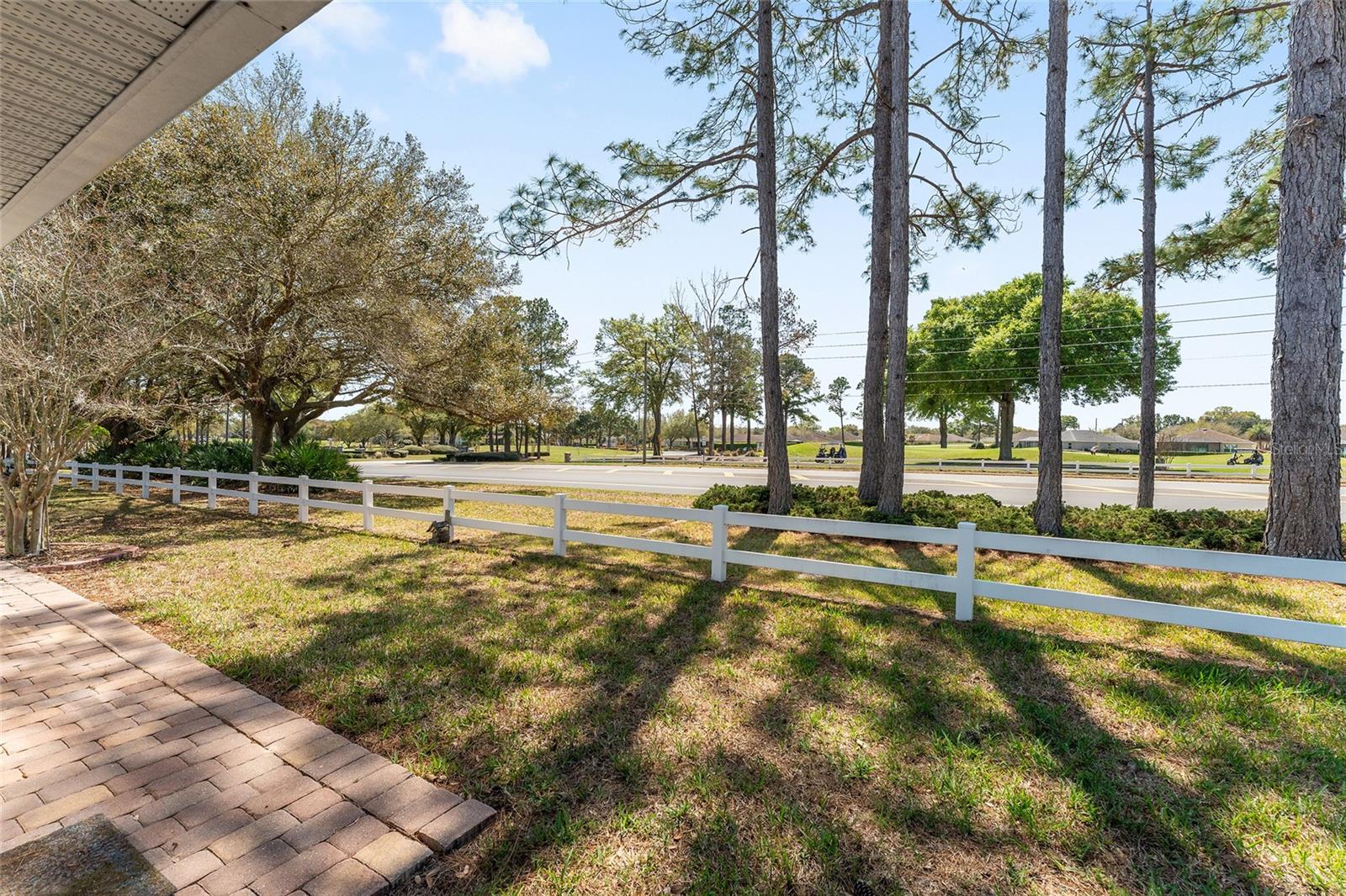 ON TOP/WORLD PH 01A SEC 02A - Residential