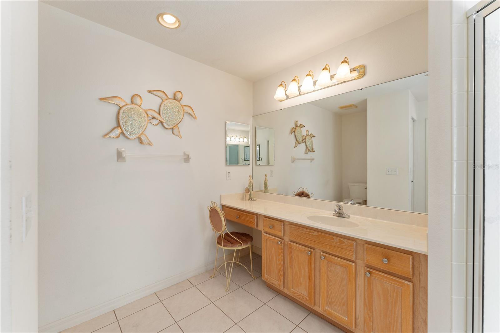 ON TOP/WORLD PH 01A SEC 02A - Residential