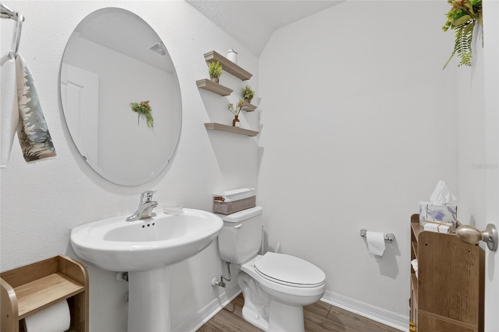 MADISON VILLAGE - Residential Lease