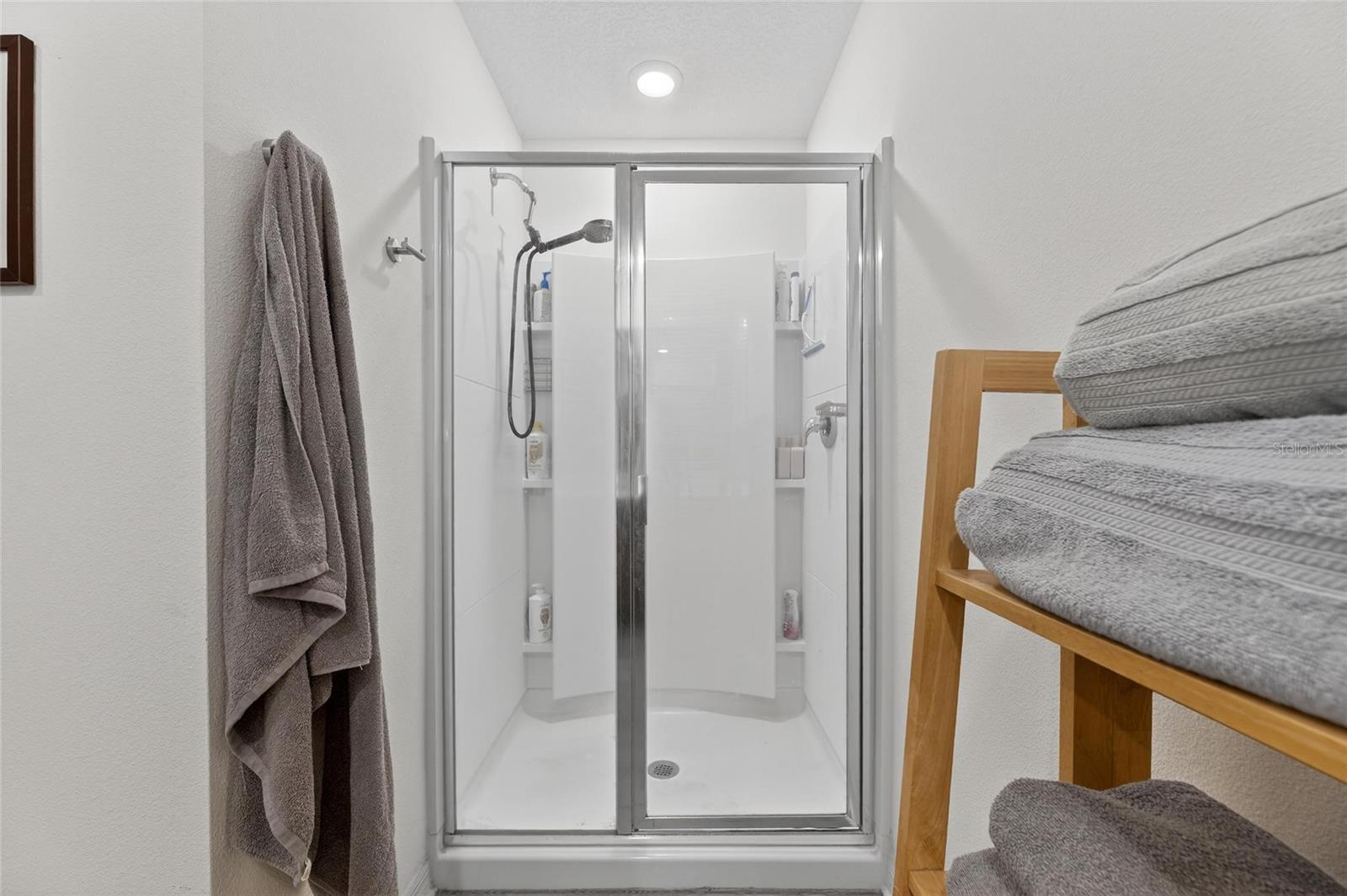 MADISON VILLAGE - Residential Lease
