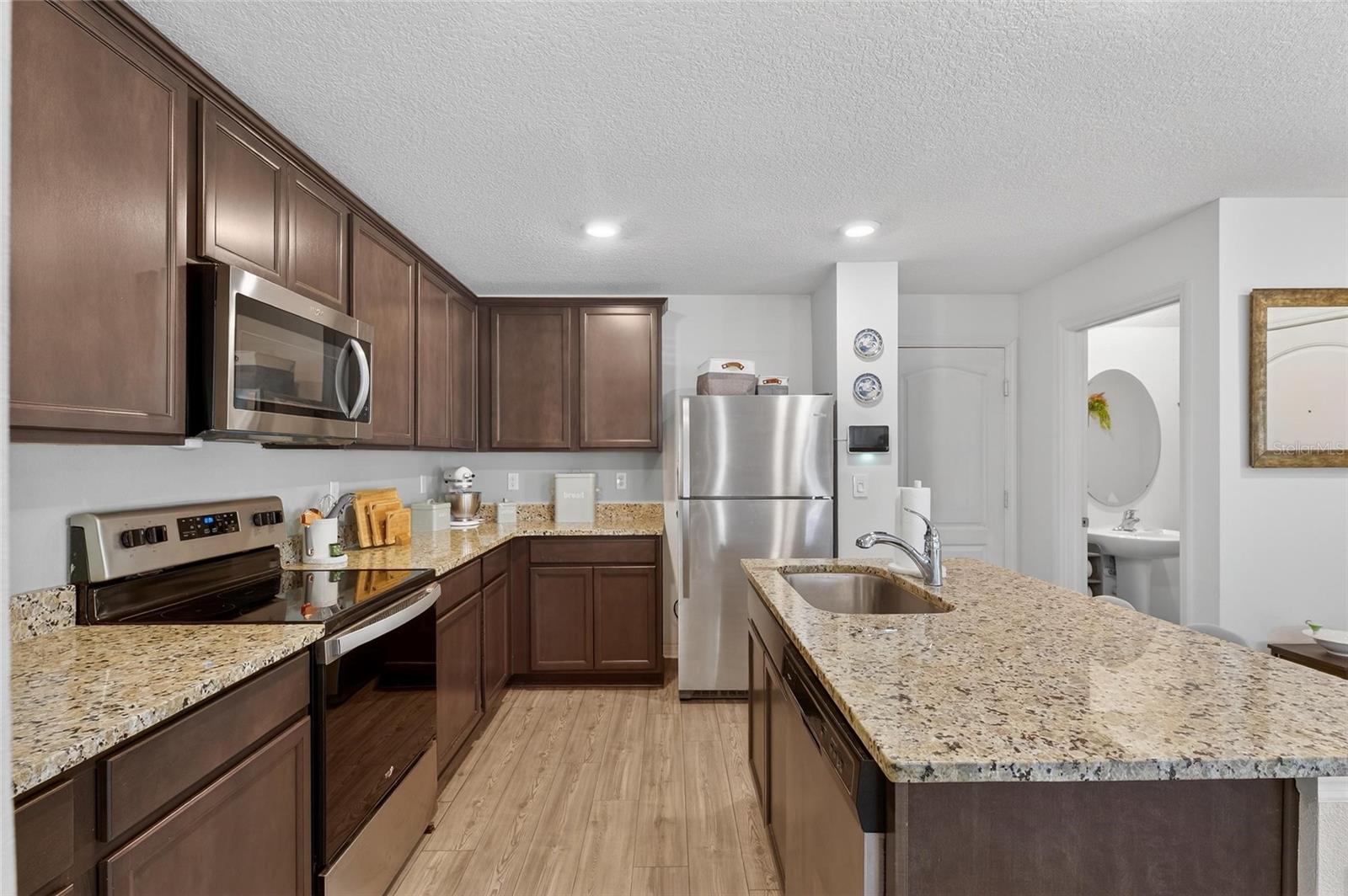 MADISON VILLAGE - Residential Lease