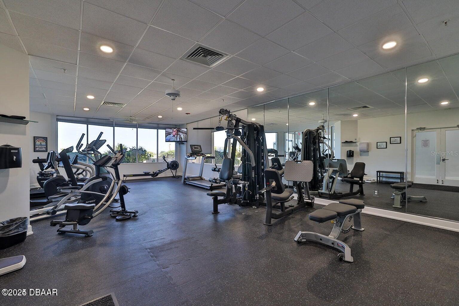 OCEANS 06 - Residential