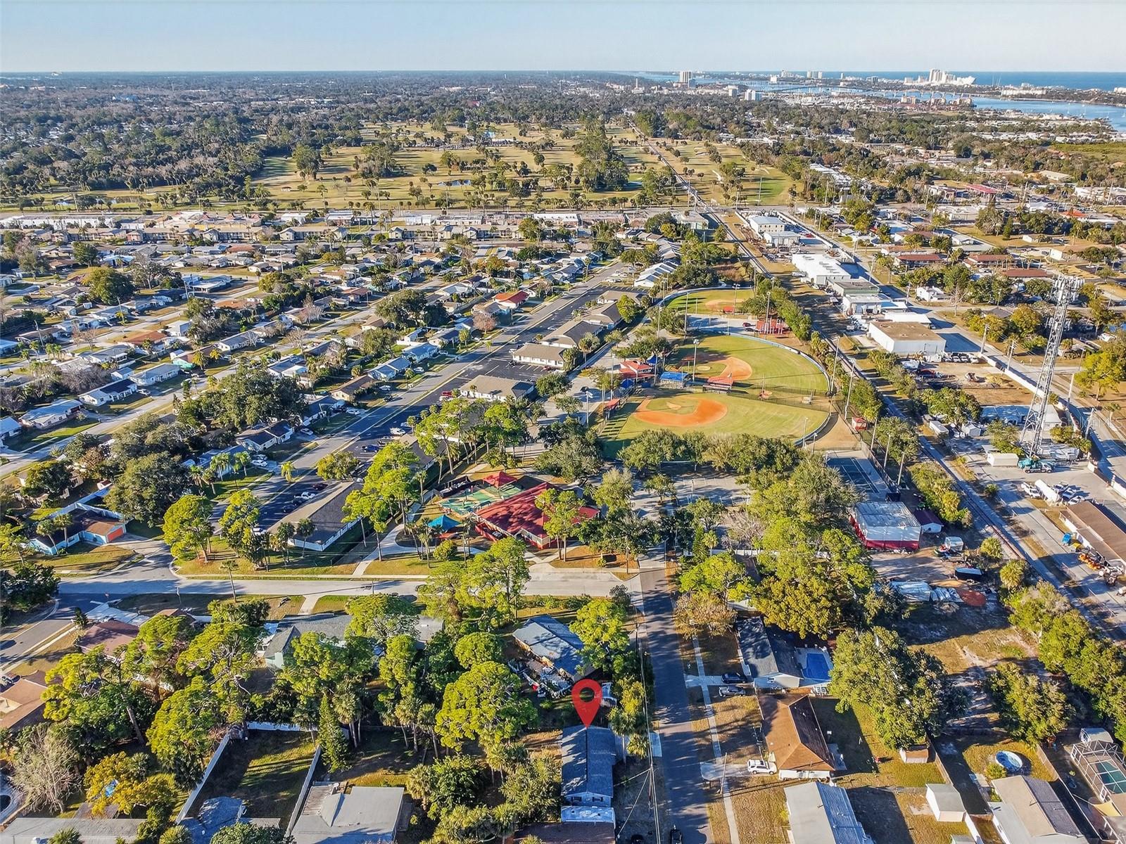 ALTO PINO - Residential