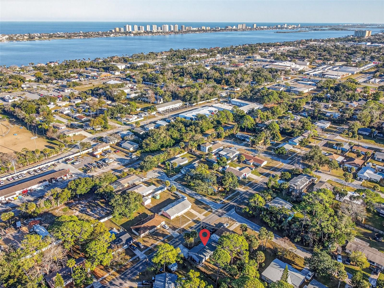 ALTO PINO - Residential