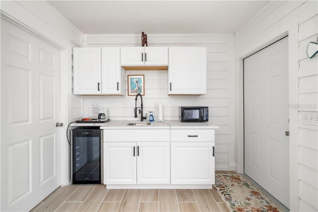 BAY POINT CORR OF - Residential