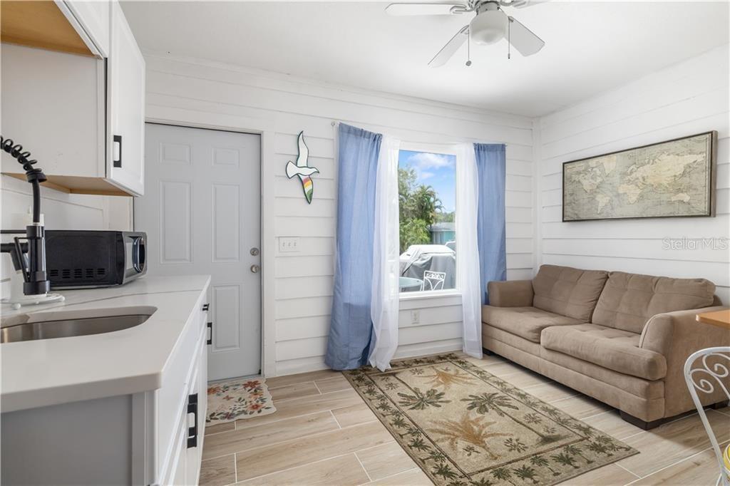 BAY POINT CORR OF - Residential