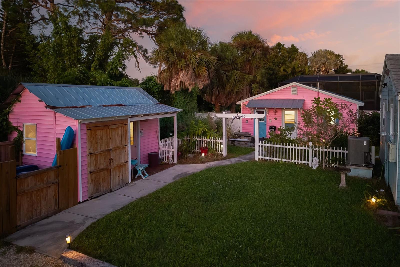 BAY POINT CORR OF - Residential