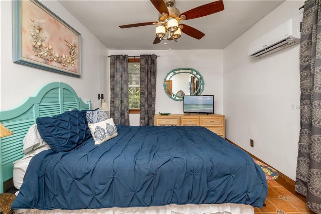 BAY POINT CORR OF - Residential