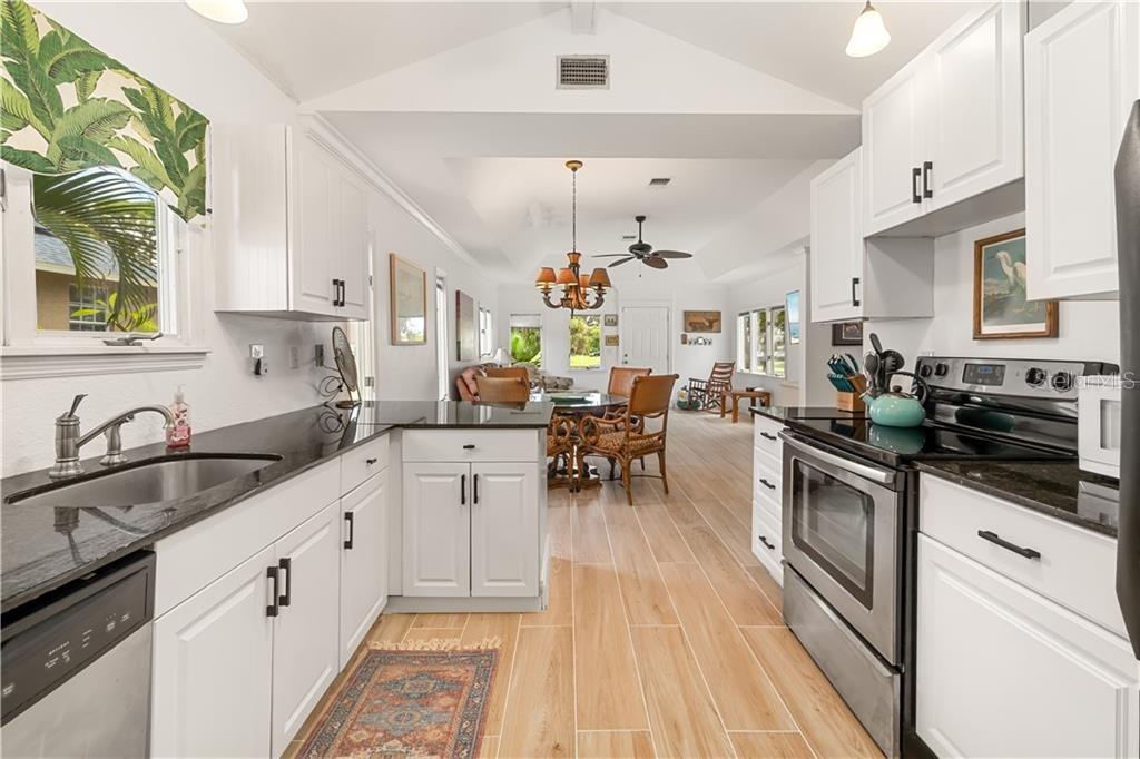 BAY POINT CORR OF - Residential
