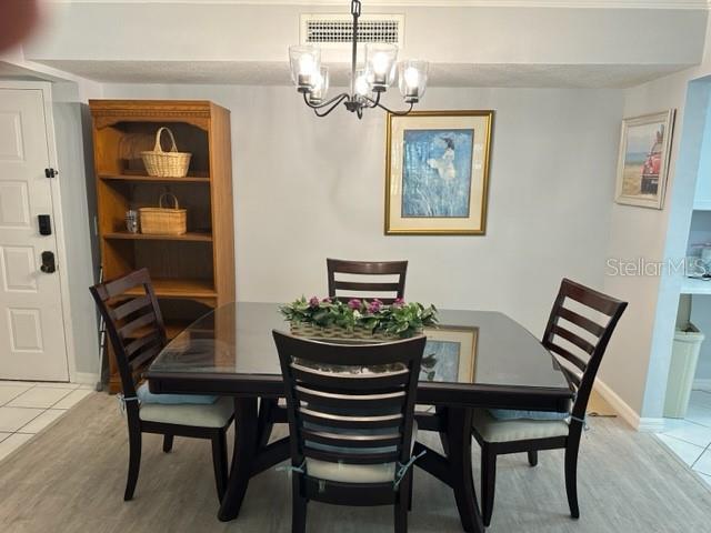 MEDITERRANEAN MANORS - Residential Lease