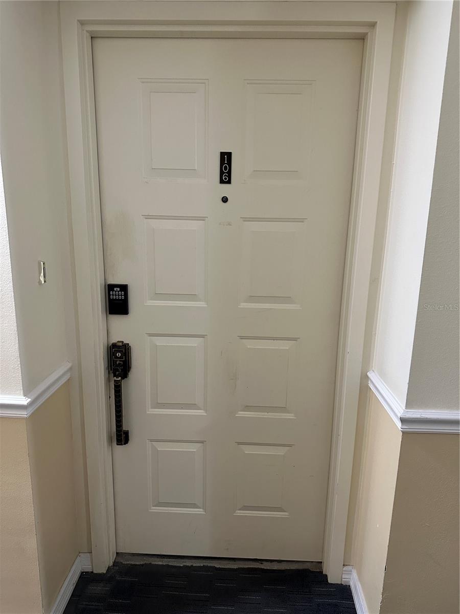 MEDITERRANEAN MANORS - Residential Lease